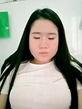 Snapshot of Sahara-lovexoxo chatting on January 2025 07:28:01 AM Sahara-lovexoxo online show from January 2025 07:28:01 AM