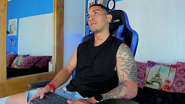 Damian09  online show from January 2025 05:34:01 PM