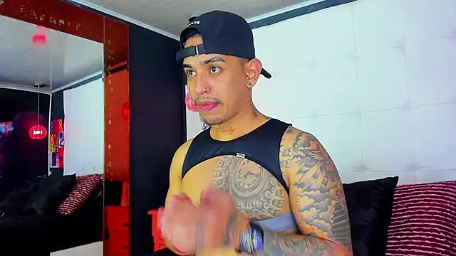 Damian09  online show from February 2025 04:16:02 AM