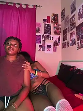 Snapshot of naughtybitches5 chatting on March 2026 03:57:02 AM naughtybitches5 online show from March 2026 03:57:02 AM