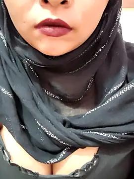 Indian-Nazia online show from October 2025 07:17:02 AM