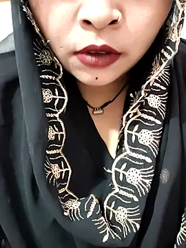 Indian-Nazia online show from November 2025 08:42:02 PM