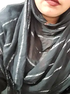 Indian-Nazia online show from November 2025 05:56:02 PM