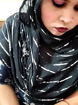 Indian-Nazia online show from November 2025 05:24:01 PM