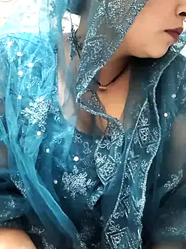 Indian-Nazia online show from December 2025 06:58:01 PM