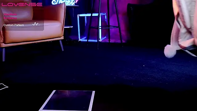 Snapshot of JoooJo_ chatting on January 2025 07:05:01 PM JoooJo online show from January 2025 07:05:01 PM