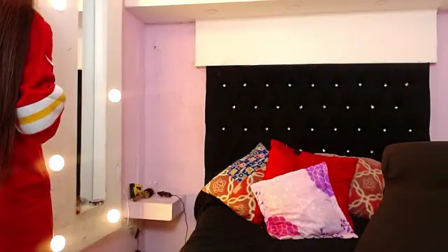 kittybonxx online show from February 2025 03:52:01 PM