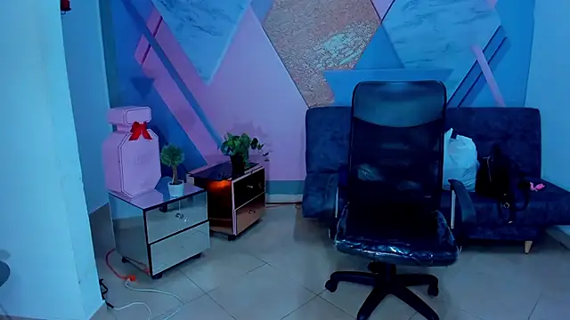 AngelaCoffee online show from September 2025 09:58:01 AM