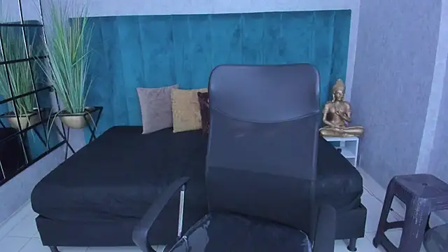 AngelaCoffee online show from June 2026 02:01:01 AM