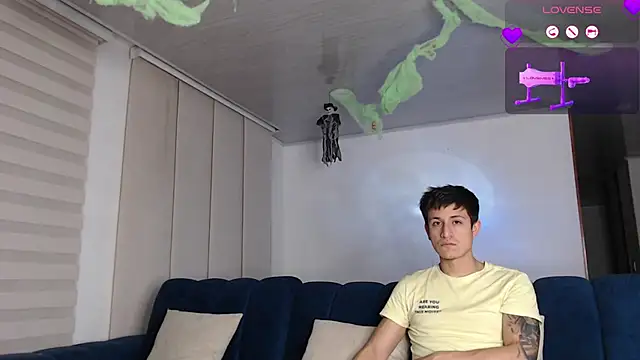 ashely ryan24 online show from October 2025 11:58:02 PM