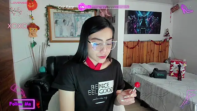 LauGrayJ online show from February 2025 08:52:02 PM