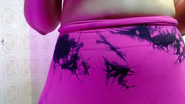 Snapshot of Sophy_wm chatting on October 2025 04:13:01 AM Sophy wm online show from October 2025 04:13:01 AM