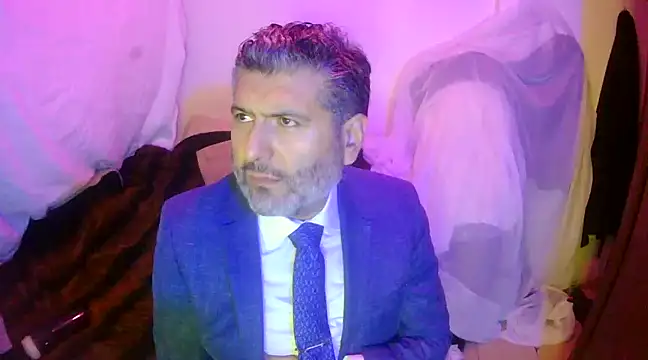 Snapshot of BushBator chatting on February 2025 06:51:02 AM BushBator online show from February 2025 06:51:02 AM