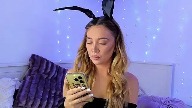 Jessielle online show from December 2024 11:29:01 AM