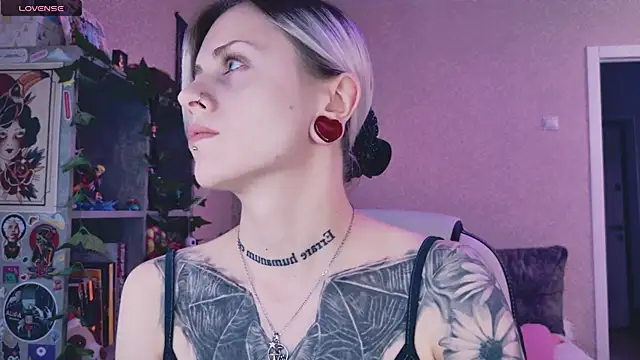 NaniMoore online show from February 2026 05:44:02 PM