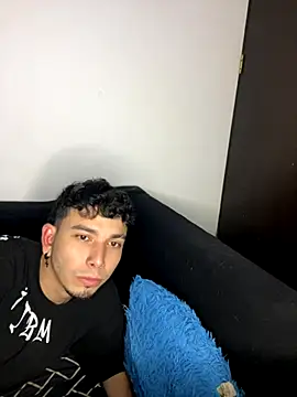 Snapshot of Dulce-diosa chatting on November 2025 10:40:01 PM Dulce-diosa online show from November 2025 10:40:01 PM