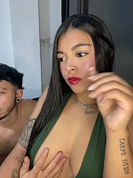 Snapshot of Dulce-diosa chatting on February 2026 11:42:02 PM Dulce-diosa online show from February 2026 11:42:02 PM