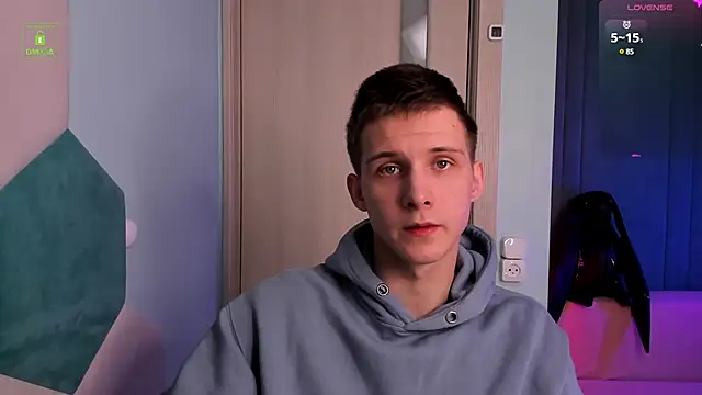 Snapshot of MarkGWalker chatting on January 2025 10:32:01 AM MarkGWalker online show from January 2025 10:32:01 AM