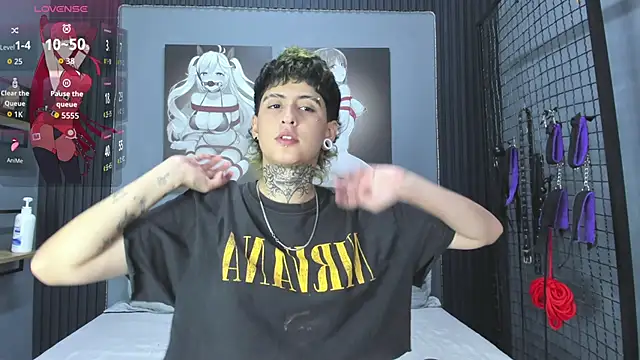 Ethan lennox online show from April 2026 03:20:02 PM