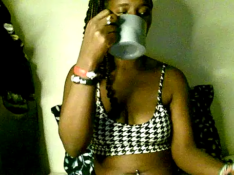 lavishh linds online show from January 2025 04:00:01 PM