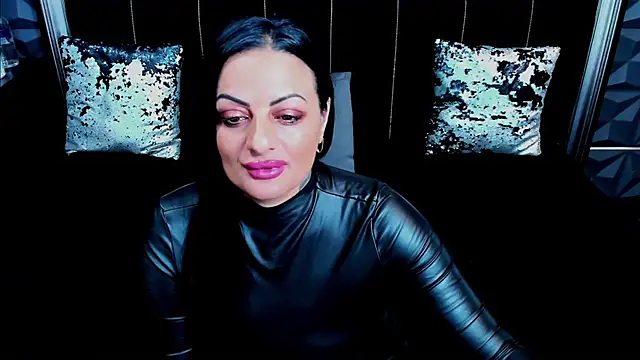 VixenSelena online show from December 2024 09:06:02 AM