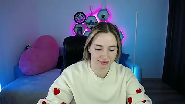 Snapshot of SabrinViolet chatting on January 2026 09:14:02 AM SabrinViolet online show from January 2026 09:14:02 AM