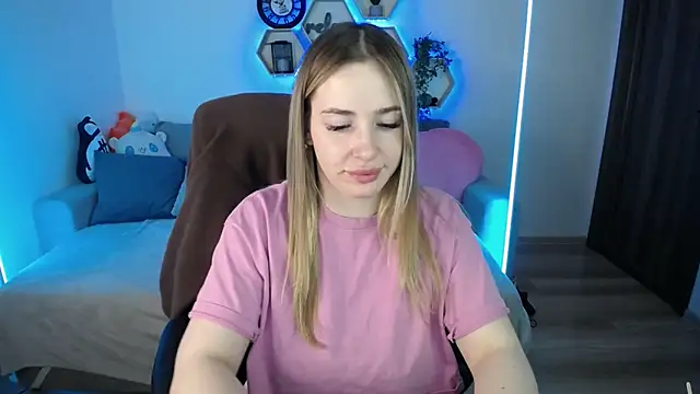 SabrinViolet online show from March 2026 09:12:02 AM