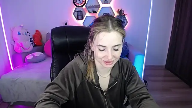 SabrinViolet online show from May 2026 08:11:01 AM