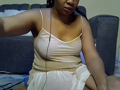 Snapshot of Sexy_Kezzy chatting on June 2026 03:40:02 AM Sexy Kezzy online show from June 2026 03:40:02 AM