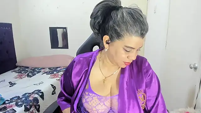 vikyadams online show from February 2026 07:48:02 AM