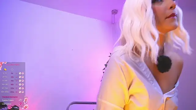 Snapshot of catalina__lovers chatting on December 2025 05:08:02 PM catalina lovers online show from December 2025 05:08:02 PM