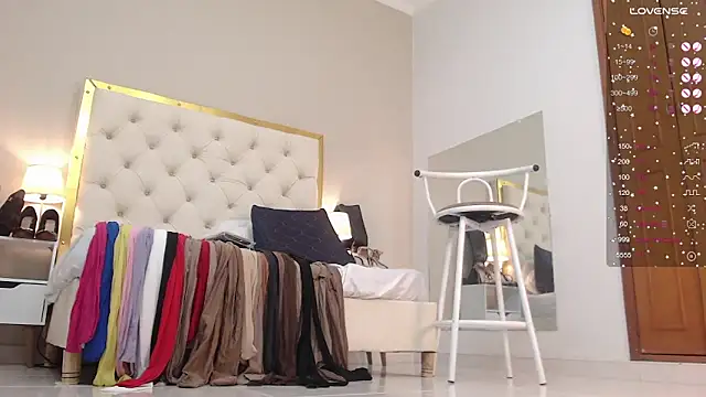 Sara Gomez online show from March 2025 09:45:01 AM