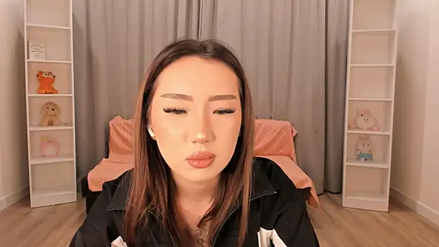 Snapshot of tinki_winkii chatting on December 2025 12:46:02 PM tinki winkii online show from December 2025 12:46:02 PM