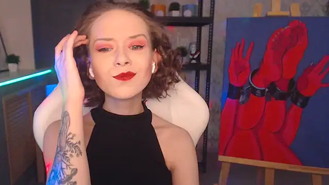 FascinatingEyess online show from January 2025 07:20:01 PM