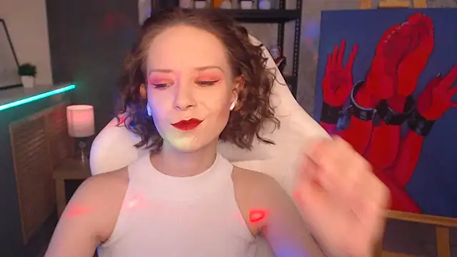 FascinatingEyess online show from February 2025 07:00:01 PM