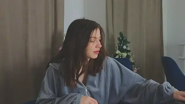 katty  cat online show from December 2024 12:49:01 PM