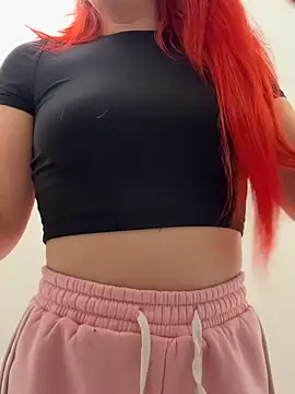 Holly-Glamour online show from October 2025 01:14:02 AM