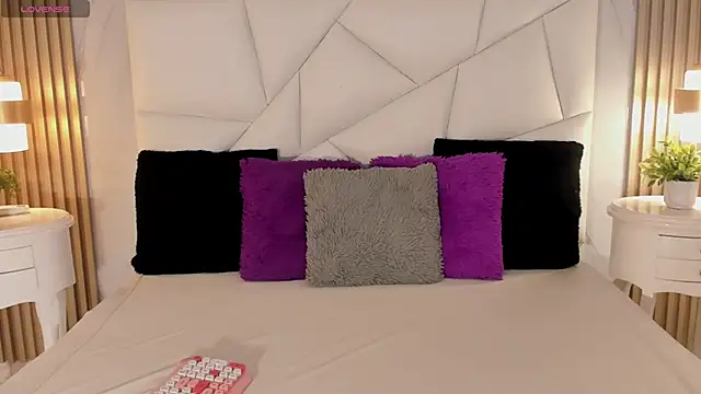 belacampbell online show from October 2025 05:37:01 AM