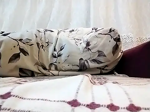 pedram95 online show from October 2025 06:14:02 PM