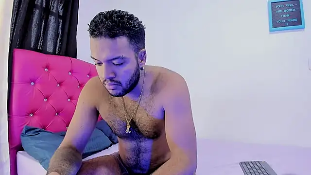 katia  dann online show from December 2024 06:02:02 PM