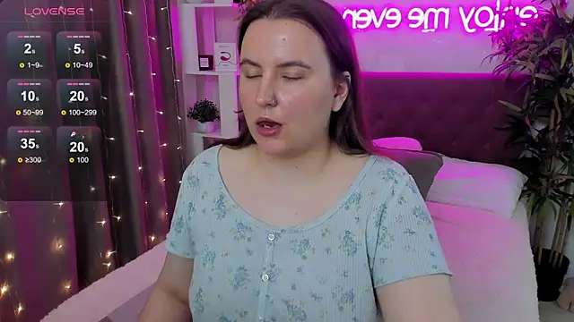 FeralPeach online show from May 2026 06:52:02 AM
