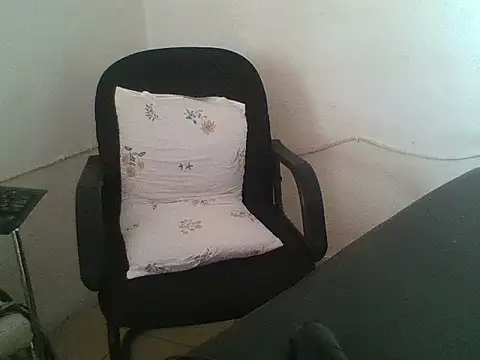 Snapshot of sherry_anne chatting on November 2025 05:43:02 AM sherry anne online show from November 2025 05:43:02 AM