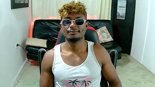 Snapshot of Black_indiian chatting on November 2025 05:25:01 PM Black indiian online show from November 2025 05:25:01 PM