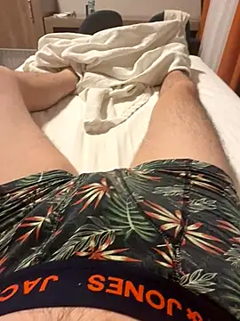 Snapshot of youngermansas chatting on September 2025 12:24:02 AM youngermansas online show from September 2025 12:24:02 AM