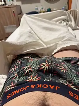 Snapshot of youngermansas chatting on September 2025 02:43:01 PM youngermansas online show from September 2025 02:43:01 PM