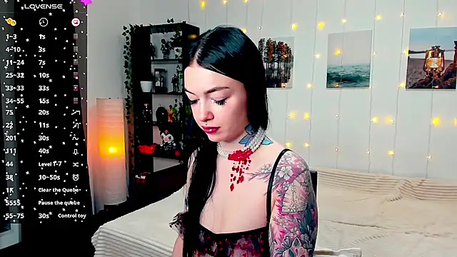 Snapshot of Magic_Allie chatting on December 2024 07:33:01 PM Magic Allie online show from December 2024 07:33:01 PM