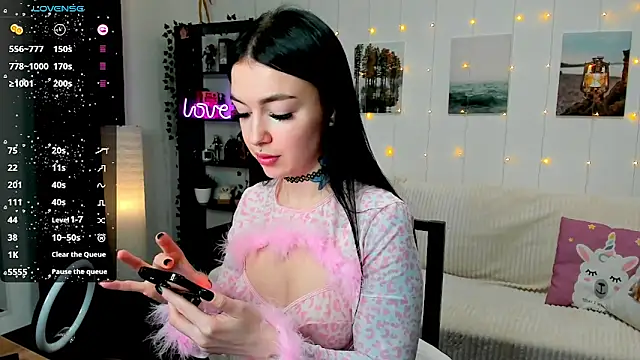 Snapshot of Magic_Allie chatting on January 2025 08:36:01 PM Magic Allie online show from January 2025 08:36:01 PM