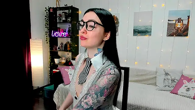 Snapshot of Magic_Allie chatting on February 2025 08:20:02 PM Magic Allie online show from February 2025 08:20:02 PM