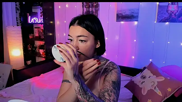 Snapshot of Magic_Allie chatting on November 2025 06:41:02 AM Magic Allie online show from November 2025 06:41:02 AM