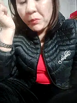 Rose DiDi online show from February 2025 12:03:02 PM